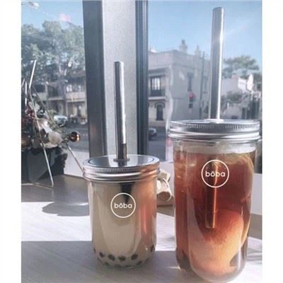 Flixkun tax-Xorb tal-Plastik Biegħ Sħan