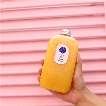 Flixkun tax-Xorb tal-Meraq tax-Xorb tal-Plastik li jintremew Pjazza